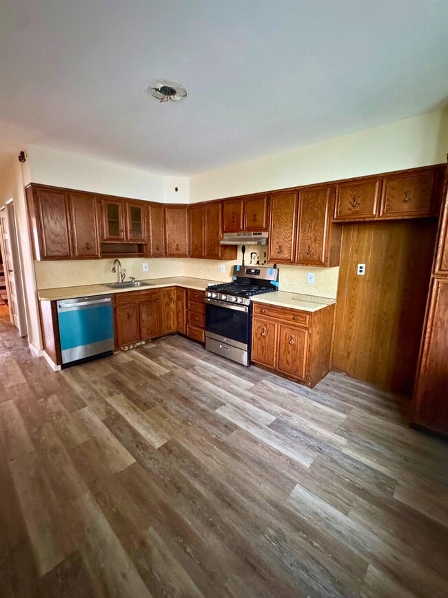129 W 29th St in Bayonne, NJ - Building Photo - Building Photo