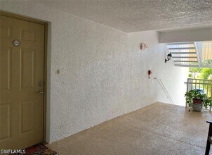 13180 Bella Casa Cir in Ft. Myers, FL - Building Photo - Building Photo