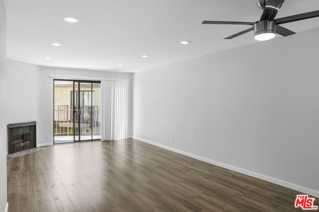 620 W Hyde Park Blvd in Inglewood, CA - Building Photo