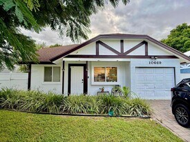 10669 Boca Entrada Blvd in Boca Raton, FL - Building Photo