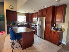 12 Della Dr in West Babylon, NY - Building Photo - Building Photo