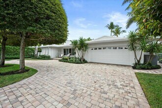 232 Cove Pl in Jupiter, FL - Building Photo - Building Photo