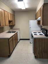 University Village Apartments in Huntington, WV - Building Photo - Building Photo