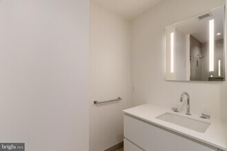 1630 Columbia Rd NW, Unit 904 in Washington, DC - Building Photo - Building Photo