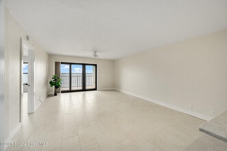 3220 River Villa Way in Melbourne Beach, FL - Building Photo - Building Photo