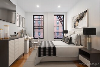 11 Stanton Street in New York, NY - Foto de edificio - Interior Photo