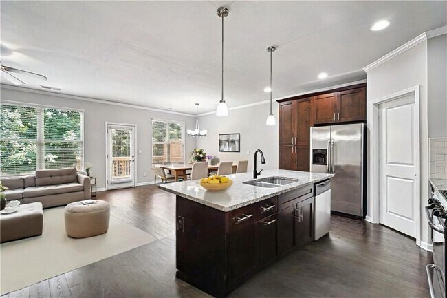 5590 Bright Cross Wy in Suwanee, GA - Building Photo - Building Photo