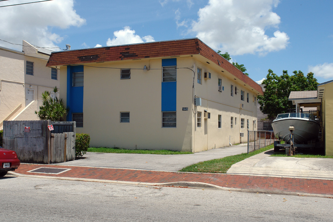 1445 SW 6th St in Miami, FL - Building Photo