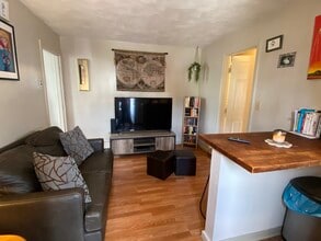 16 Lincoln St in Malden, MA - Building Photo - Building Photo