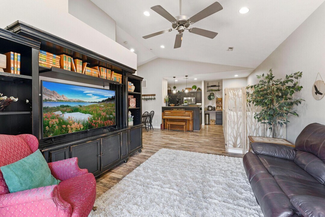 1546 W 110 N in Pleasant Grove, UT - Building Photo