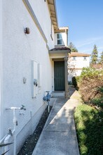 859 Gary Lee King Common in Fremont, CA - Building Photo - Building Photo