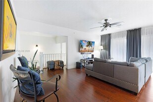 8390 N Missionwood Cir in Miramar, FL - Building Photo