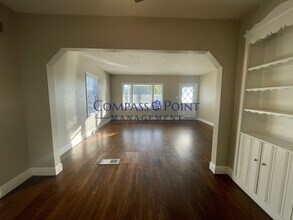 558 Emerson Dr in Lexington, KY - Building Photo - Building Photo