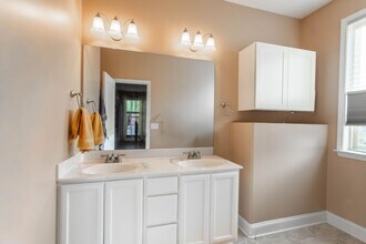 409 Trillium Creek Ct in Travelers Rest, SC - Building Photo - Building Photo