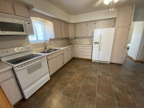 821 W 7th St in Cheyenne, WY - Building Photo - Building Photo