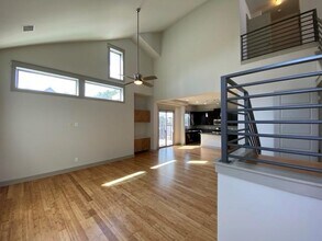 8500 Bowling Green Dr in Austin, TX - Building Photo - Building Photo