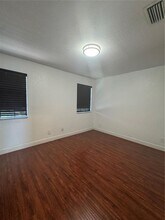 10413 NW 3rd St in Pembroke Pines, FL - Foto de edificio - Building Photo
