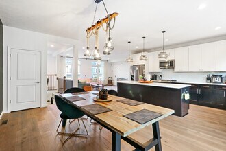414 Walnut Ct in Pittsburgh, PA - Foto de edificio - Building Photo