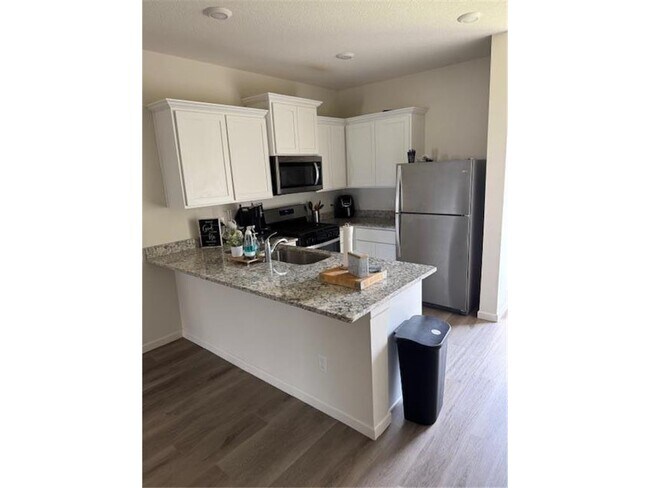 39873 Fallbrook Ave in North Branch, MN - Building Photo - Building Photo