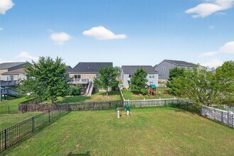 535 Country Chase Dr in O'Fallon, MO - Building Photo - Building Photo