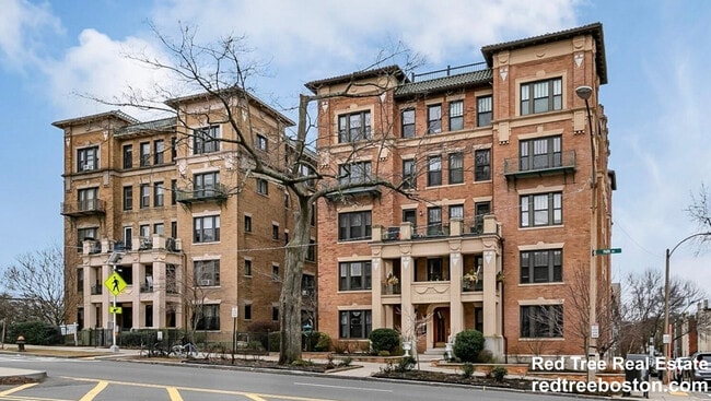 452 Park Dr in Boston, MA - Building Photo - Building Photo