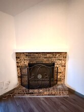 209 NE Timbercreek Dr in Lee's Summit, MO - Building Photo - Building Photo