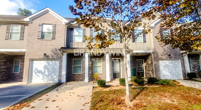 1928 Old Dogwood in Jonesboro, GA - Building Photo