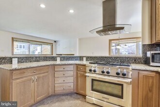 6403 Tone Dr in Bethesda, MD - Building Photo - Building Photo