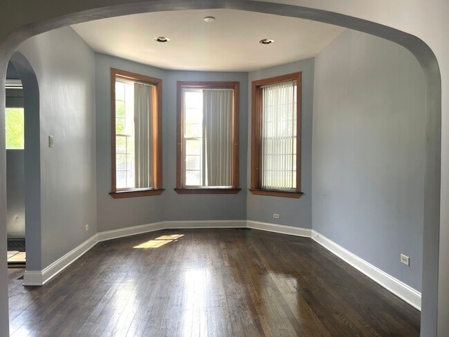 546 N St Louis Ave in Chicago, IL - Building Photo - Building Photo