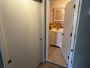 163 Center St in Dennis, MA - Building Photo - Building Photo