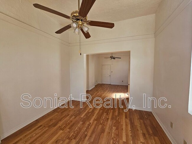 3305 Palmyra St in New Orleans, LA - Building Photo - Building Photo