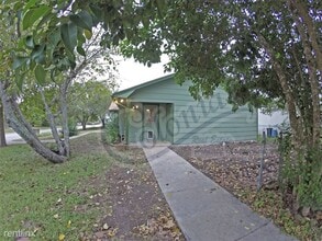 215 E Robin Ln in Harker Heights, TX - Building Photo - Building Photo