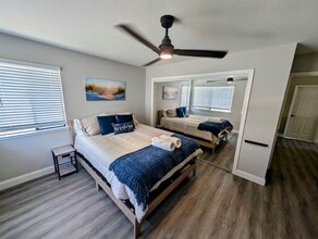 1754 Seal Way in Discovery Bay, CA - Foto de edificio - Building Photo