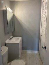 10 Bullocks Point Ave in East Providence, RI - Foto de edificio - Building Photo