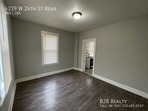 4239 W 24th St in Cleveland, OH - Building Photo - Building Photo