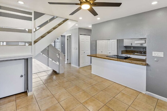 94-065 Kuahelani Ave in Mililani, HI - Building Photo - Building Photo