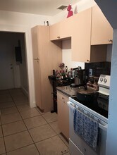 2905 E 8th Ave in Hialeah, FL - Building Photo - Building Photo