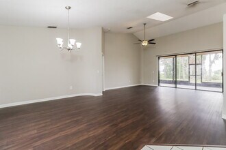 14525 Pimberton Dr in Hudson, FL - Building Photo - Building Photo