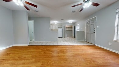 3330 Bluestem Cir in College Station, TX - Foto de edificio - Building Photo