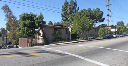 332-338 Avenue 60 in Los Angeles, CA - Building Photo - Building Photo