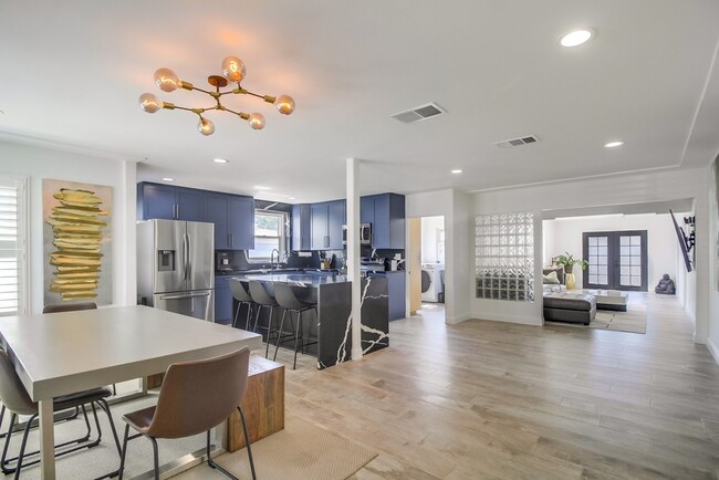 4772 Aragon Dr in San Diego, CA - Building Photo - Building Photo