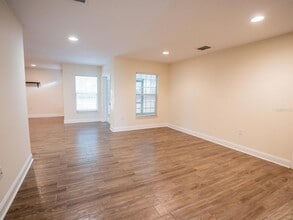 727 Hull Island Dr in Oakland, FL - Building Photo - Building Photo