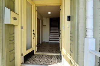 125 Montgomery St in Newburgh, NY - Foto de edificio - Building Photo