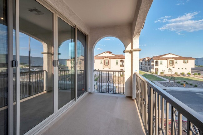 property at 4083 E Pinto Dr