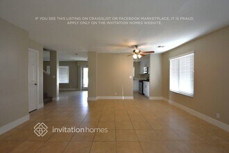 138 Cloudcrest Dr in Henderson, NV - Foto de edificio - Building Photo