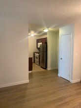 409 Burchett St in Glendale, CA - Building Photo - Building Photo