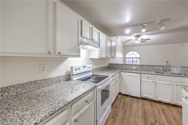 property at 3660 Renovah St