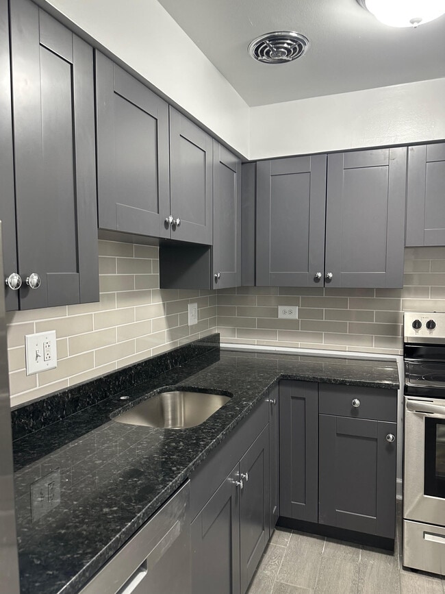 property at 1400 Carol St