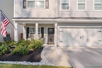 95 Chestnut St in Beaufort, SC - Foto de edificio - Building Photo