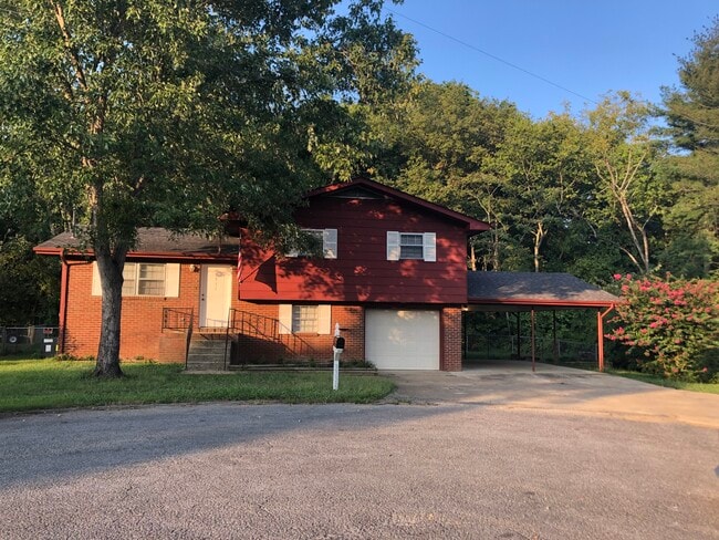 property at 3331 Gundy Dr